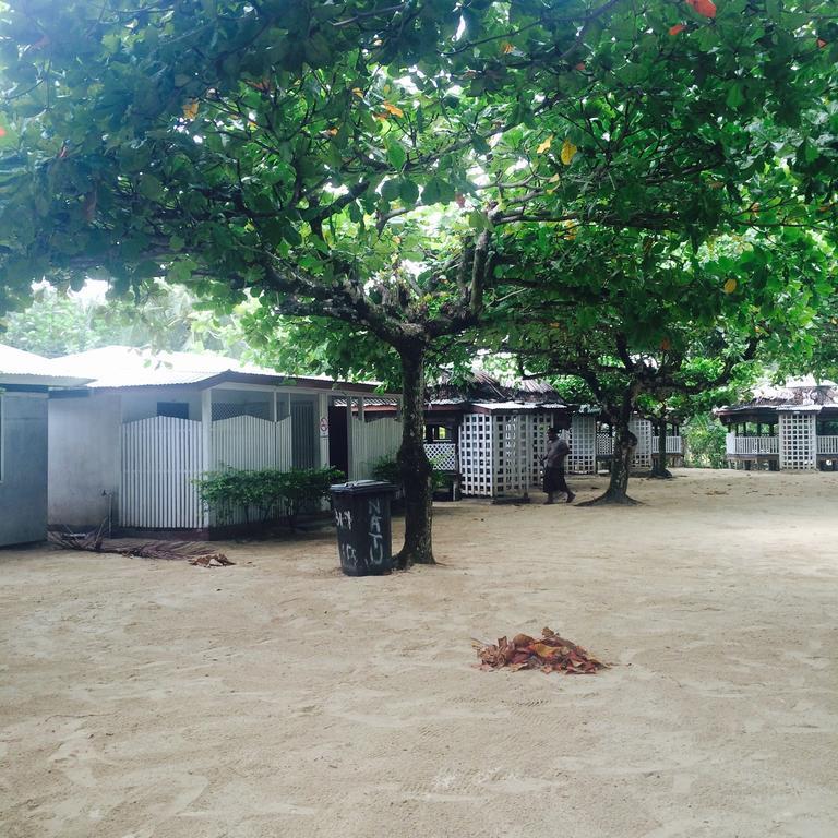 Hotel Vacations Beach Fale Manase Exterior foto